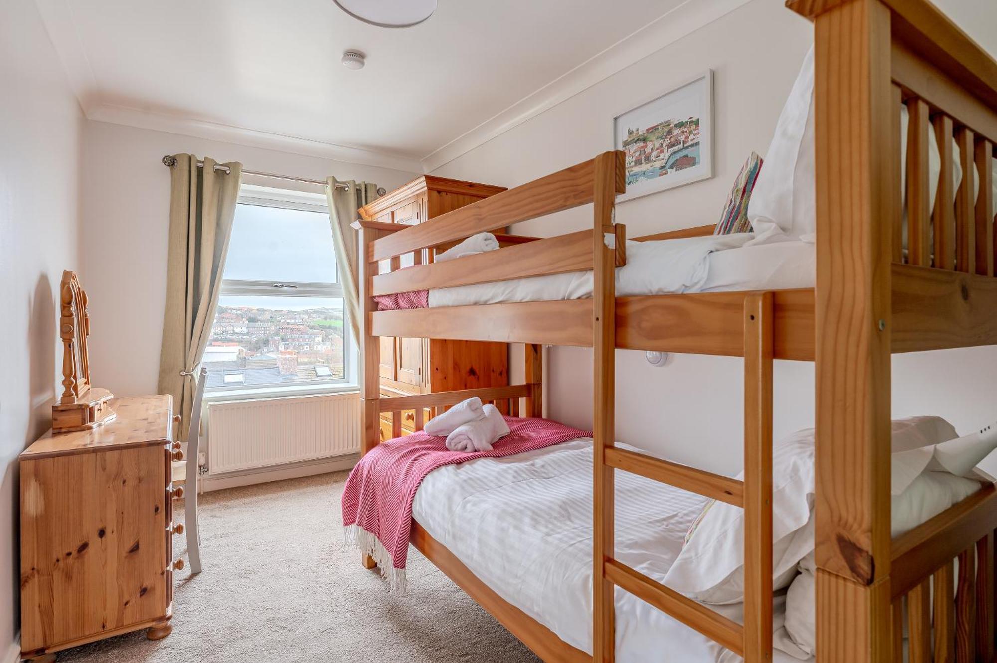 Rosemill - Large Pet Friendly Home With Off Road Parking Whitby Ngoại thất bức ảnh