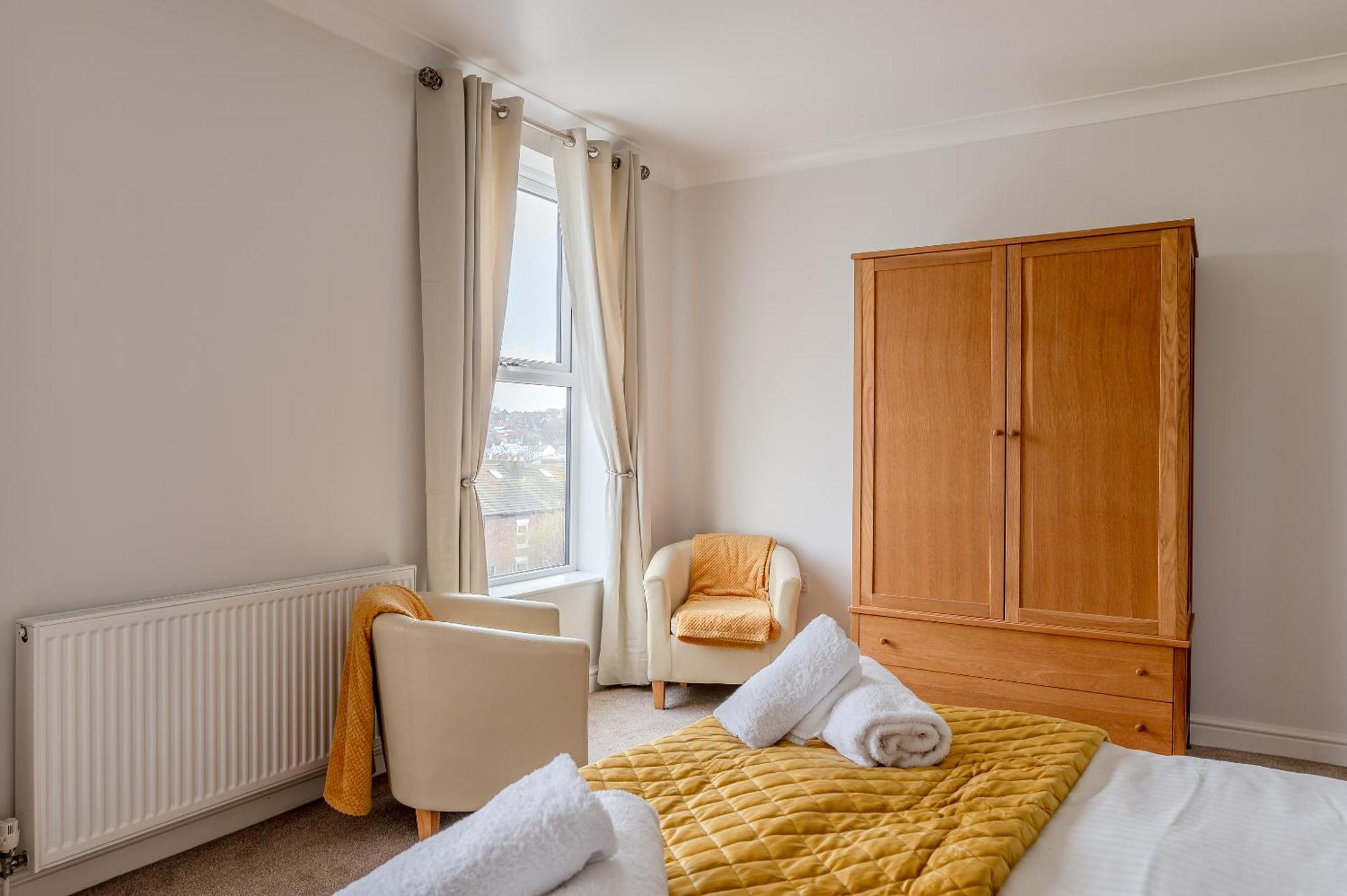 Rosemill - Large Pet Friendly Home With Off Road Parking Whitby Ngoại thất bức ảnh