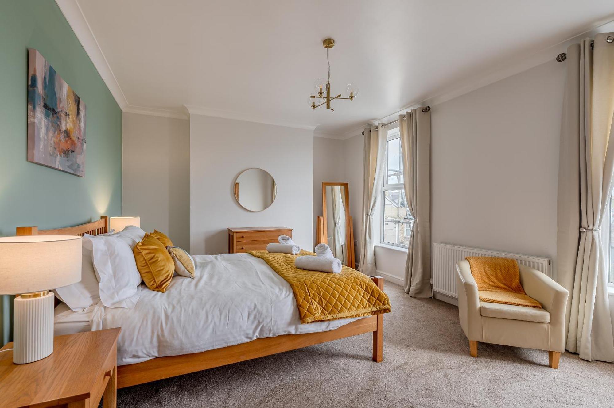 Rosemill - Large Pet Friendly Home With Off Road Parking Whitby Ngoại thất bức ảnh